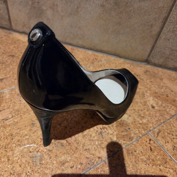 Michael Kors high heel shoes - Picture 8 of 14
